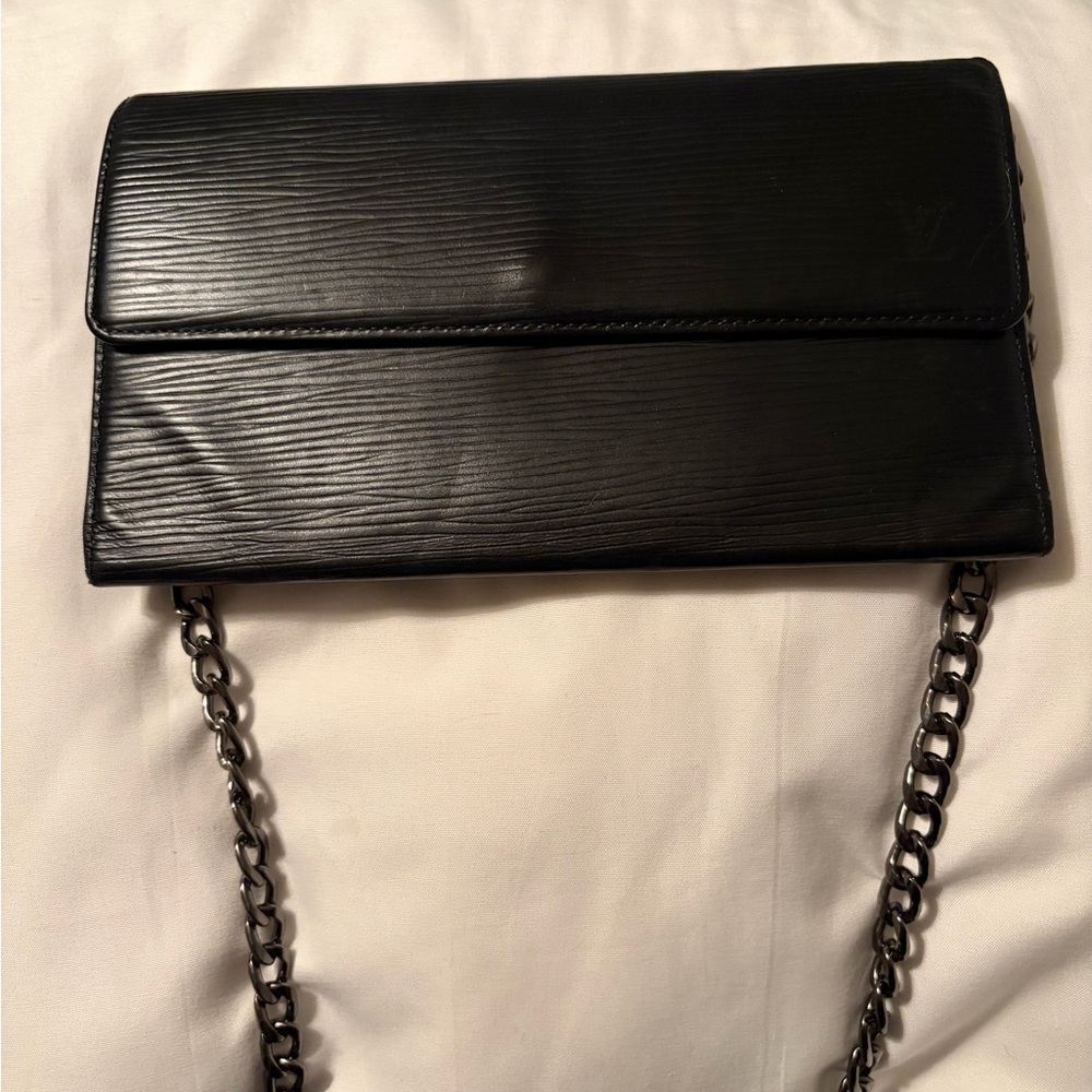 Louis Vuitton Epi Wallet- Black - Excellent used condition.